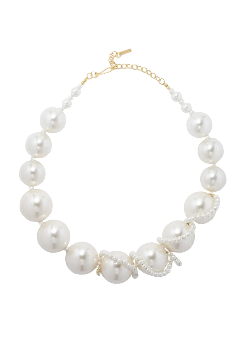 The Arcs of the Moon - Pearl and Gold Plated Necklace
